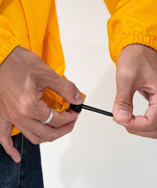 THE NORTH FACE(ザノースフェイス)の「THE NORTH FACE NEVER STOP ING THE COACH JACKET / ザ・ノース・フェイス ネバー ストップ ING ザ コーチ ジャケット(その他アウター・メンズ・イエロー/ブラック・M/L/S/XL)」の8枚目の写真