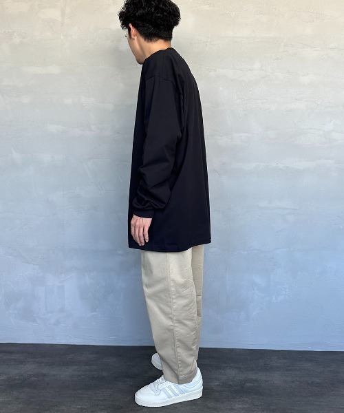 HANES（ヘインズ）の「【WEB限定】[HANES/ヘインズ] BEEFY ビックサイズ(XXL,3XL) ロングスリーブパックT（Tシャツ/カットソー・レディース・ホワイト/ブラック・XXL/3XL）」の3枚目の写真