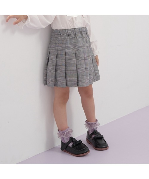 Lycee mine(リセマイン)の「チェックプリーツスカート(インナーパンツ付き)(スカート・キッズ・イエロー/レッド/グリーン/ブラック/ブルーグレー・100cm/120cm/140cm/110cm/130cm/150cm)」の12枚目の写真
