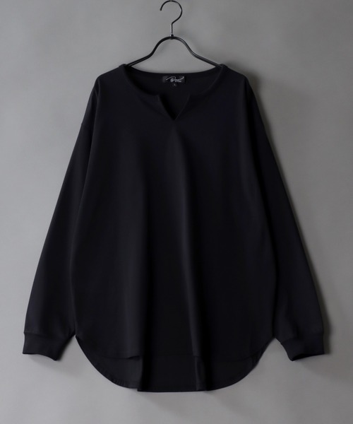 SITRY(シトリー)の「mercerization wide key neck pullover/シルケット加工 ワイド キーネック プルオーバー(Tシャツ/カットソー・メンズ・チャコールグレー/ブラック/ダークグリーン/グレイッシュブルー/ホワイト/ライトグレー・M/L/LL)」の3枚目の写真