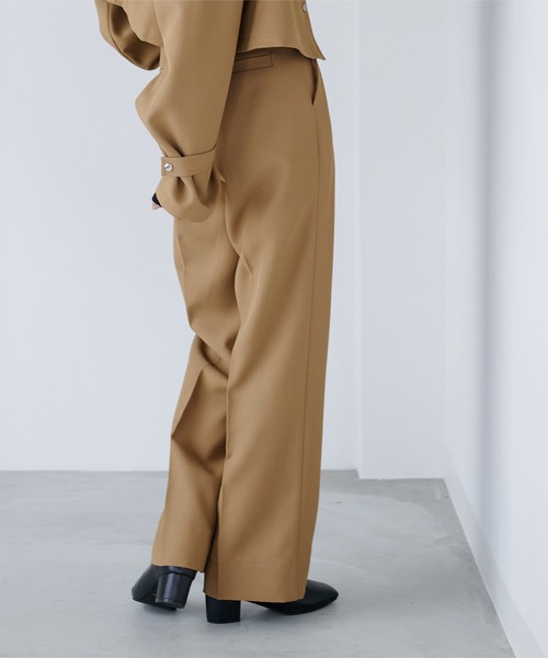 UR'S(ユアーズ)の「ワンタックセンタープレスストレートパンツ(その他パンツ・レディース・ブラック/キャメル/ネイビー/アイボリー・L/M/S)」の13枚目の写真