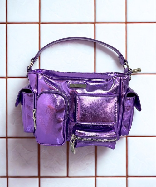 ANNA SUI NYC マルチポケットチビバッグ（ショルダーバッグ