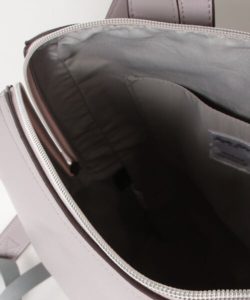 Legato Largo(レガートラルゴ)の「Legato Largo / かるいかばんPU リュック / LG-P0114Z(バックパック/リュック・レディース・アイボリー/ベージュ/キャメル/ベージュ系その他/ラベンダー/ブラック/オリーブ/イエロー/ライトブルー・ONESIZE)」の14枚目の写真