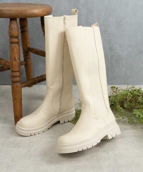 Fabby fabby(ファビィーファビィー)の「サイドゴアロングブーツ(ブーツ・レディース・オフホワイト/ブラック・LARGE/MEDIUM/SMALL)」の12枚目の写真