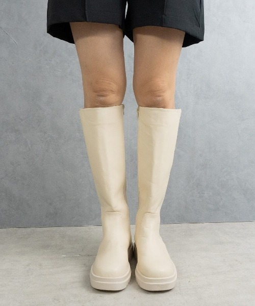 Fabby fabby(ファビィーファビィー)の「サイドゴアロングブーツ(ブーツ・レディース・オフホワイト/ブラック・LARGE/MEDIUM/SMALL)」の14枚目の写真