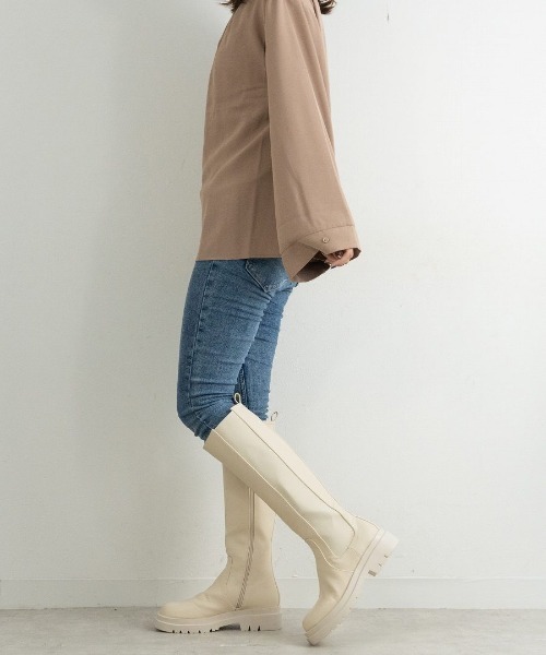 Fabby fabby(ファビィーファビィー)の「サイドゴアロングブーツ(ブーツ・レディース・オフホワイト/ブラック・LARGE/MEDIUM/SMALL)」の16枚目の写真