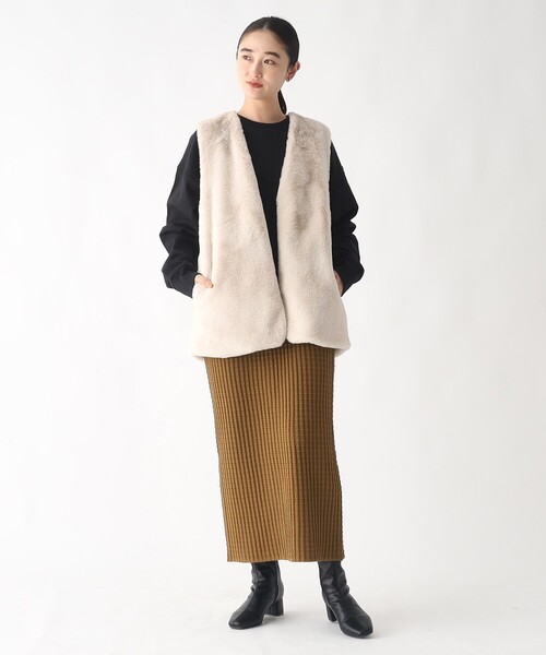 OPAQUE.CLIP（オペークドットクリップ）の「◆フェイクファーベスト【洗える】（ベスト・レディース・アイボリー/チャコールグレー・00）」の6枚目の写真