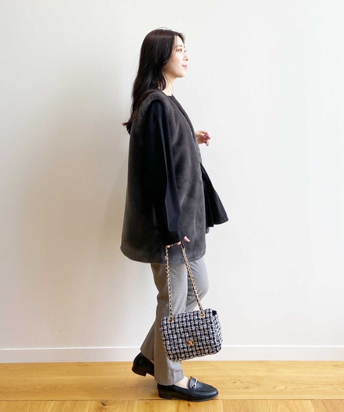 OPAQUE.CLIP（オペークドットクリップ）の「◆フェイクファーベスト【洗える】（ベスト・レディース・アイボリー/チャコールグレー・00）」の20枚目の写真