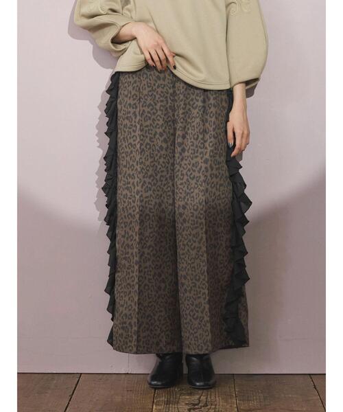 ESCAR(エスカー)の「■ESCAR サイドラッフルストレートパンツ(その他パンツ・レディース・ブラック/レオパード・FREE)」の20枚目の写真