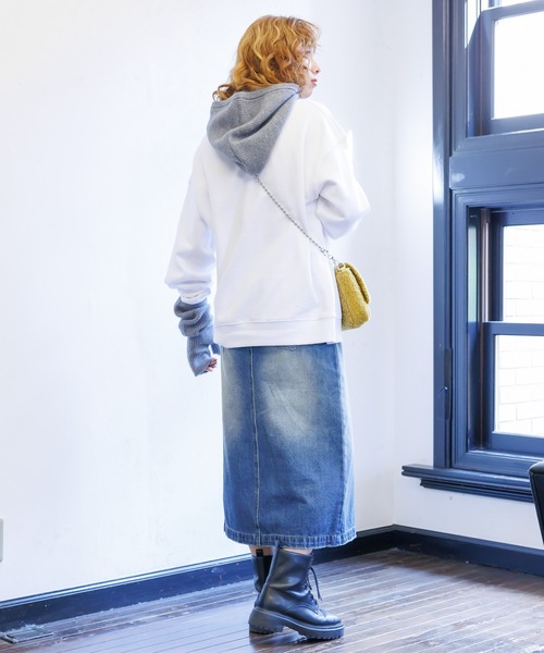 PBLIM(ページボーイリム)の「PBLIM/スーベニアプリントスウェット(スウェット・レディース・オフホワイト/杢グレー/ネイビー・MEDIUM/LARGE)」の9枚目の写真