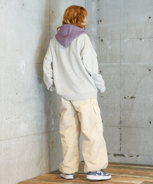 PBLIM(ページボーイリム)の「PBLIM/スーベニアプリントスウェット(スウェット・レディース・オフホワイト/杢グレー/ネイビー・MEDIUM/LARGE)」の14枚目の写真