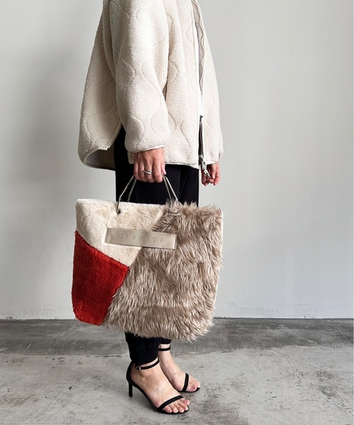 COMMON WARE(コモンウェアー)の「EM:MISFITS カラー ファートート 軽量(トートバッグ・レディース・ネイビー/アイボリー/ブラック/カーキ・FREE)」の2枚目の写真