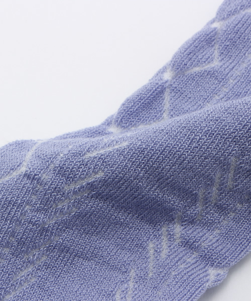 nino(ニノ)の「ジャカードタイツ(タイツ/ストッキング・キッズ・パープル/オフホワイト・L/X-SMALL/M/S)」の5枚目の写真