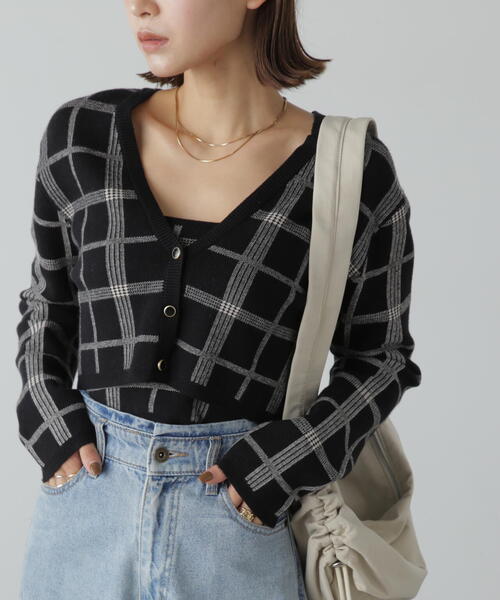 FREE'S MART（フリーズマート）の「ショート丈カーディガン×キャミソールセット（ニット/セーター・レディース・ホワイト系その他/ブラック系その他/ブラウン系その他・FREE）」の6枚目の写真