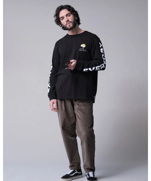 BANKS（バンクス）の「DESIGN TEE/BANKS(バンクス)ユニセックス袖ロゴプリントバックプリント長袖ロンT（Tシャツ/カットソー・メンズ・オフホワイト/ブラック・LARGE/MEDIUM/X-LARGE/SMALL）」の5枚目の写真