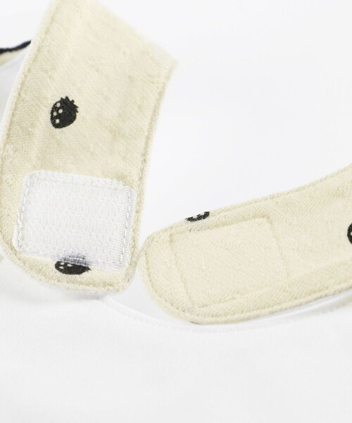 BRANSHES（ブランシェス）の「【ベビー】いちご総柄スタイ（スタイ/よだれかけ・キッズ・アイボリー/ピンク・FREE）」の3枚目の写真