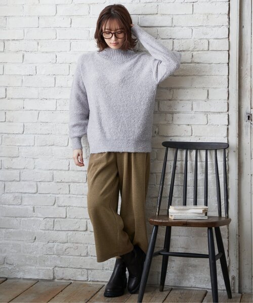 ikka（イッカ）の「ラメブークレーハイネックプルオーバー（ニット/セーター・レディース・ライトグレー/パープル系その他/オフホワイト/グリーン・S/L/M）」の21枚目の写真