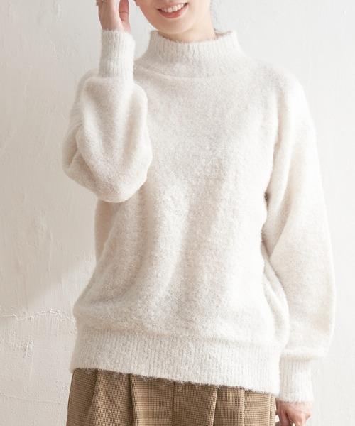 ikka（イッカ）の「ラメブークレーハイネックプルオーバー（ニット/セーター・レディース・ライトグレー/パープル系その他/オフホワイト/グリーン・S/L/M）」の2枚目の写真