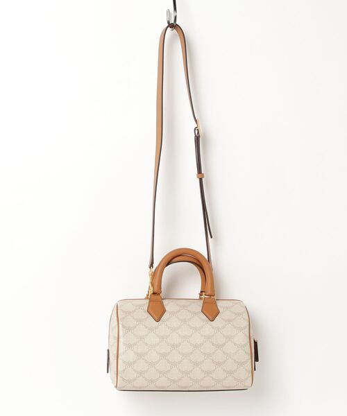 MCM（エムシーエム）の「Ella ボストンバッグ - ローレトス（ボストンバッグ・メンズ・アイボリー/ベージュ・SMALL）」の6枚目の写真