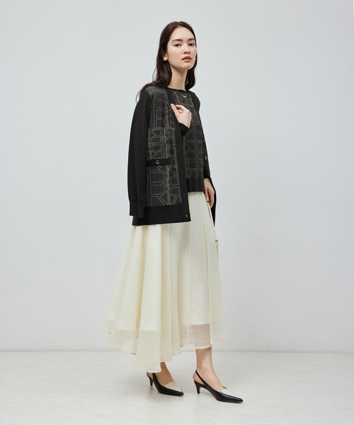 ROPE'(ロペ)の「【雑誌掲載】モノグラムプリントドッキングプルオーバー【セットアップ対応】(Tシャツ/カットソー・レディース・ブラック/キナリ・FREE)」の9枚目の写真