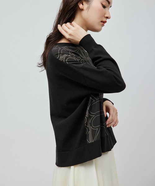 ROPE'(ロペ)の「【雑誌掲載】モノグラムプリントドッキングプルオーバー【セットアップ対応】(Tシャツ/カットソー・レディース・ブラック/キナリ・FREE)」の14枚目の写真