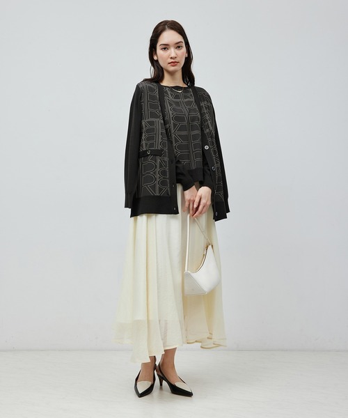 ROPE'(ロペ)の「【雑誌掲載】モノグラムプリントドッキングプルオーバー【セットアップ対応】(Tシャツ/カットソー・レディース・ブラック/キナリ・FREE)」の8枚目の写真