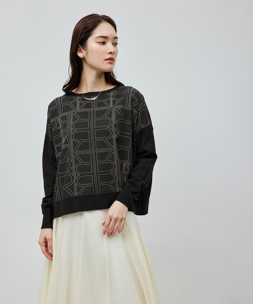 ROPE'(ロペ)の「【雑誌掲載】モノグラムプリントドッキングプルオーバー【セットアップ対応】(Tシャツ/カットソー・レディース・ブラック/キナリ・FREE)」の6枚目の写真