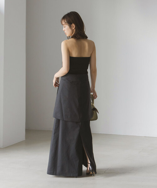 Noble（ノーブル）の「コットンリネンホルターネックチュニック（シャツ/ブラウス・レディース・ブラック/ベージュ・36/38）」の6枚目の写真