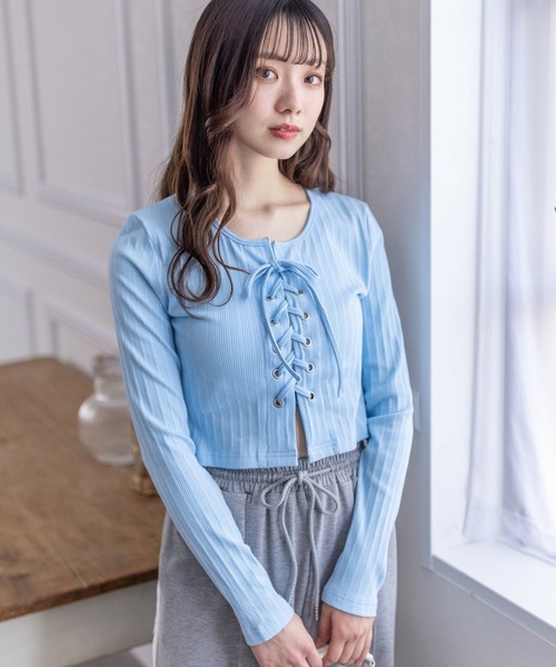 clear（クリア）の「フロントレースアップリブカットソー≪2024SS新作≫（Tシャツ/カットソー・レディース・ブラック/オフホワイト/グリーン/杢グレー/サックスブルー・F）」の5枚目の写真