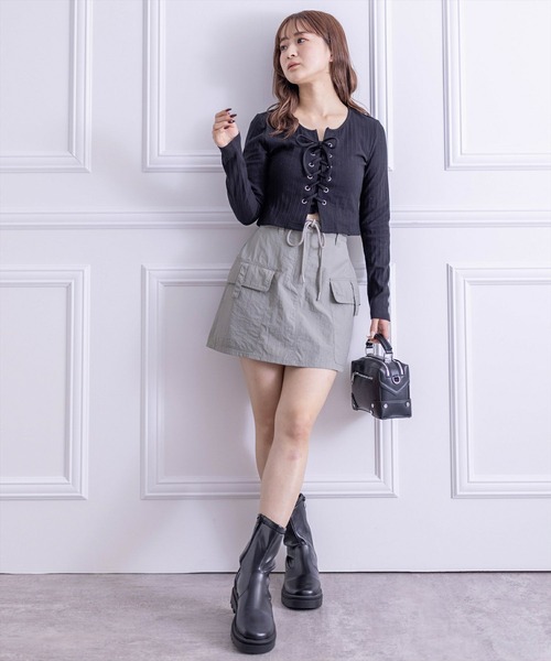 clear（クリア）の「フロントレースアップリブカットソー≪2024SS新作≫（Tシャツ/カットソー・レディース・ブラック/オフホワイト/グリーン/杢グレー/サックスブルー・F）」の20枚目の写真