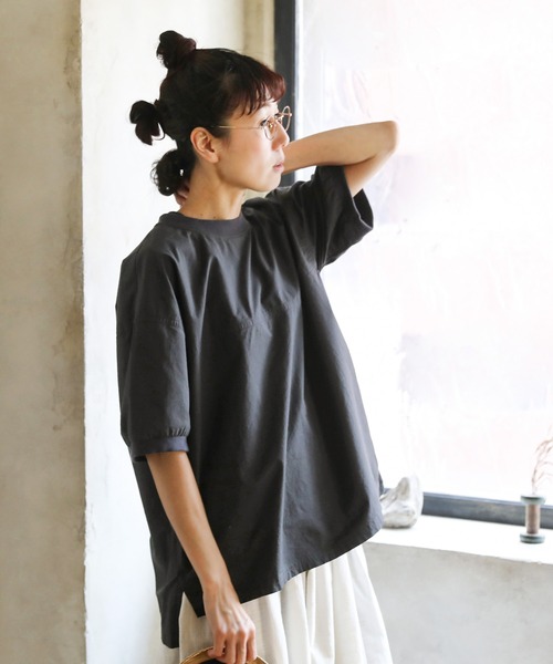 soulberry(ソウルベリー)の「Tシャツ以上ブラウス未満な、プルオーバー(シャツ/ブラウス・レディース・スミクロ・3L/LL/L/M/4L/5L)」の14枚目の写真