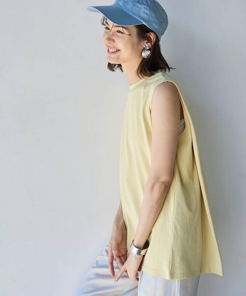 coen(コーエン)の「【RONEL】タックノースリーブトップス(Tシャツ/カットソー・レディース・ブラック/クリーム/オフホワイト/ベージュ・S/M)」の13枚目の写真