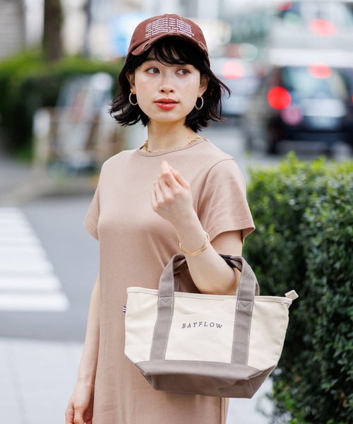 BAYFLOW（ベイフロー）の「[サブバッグやランチバッグに]ショルダーZIPロゴトート Sサイズ（トートバッグ・レディース・グレー/ベージュ/ブラック系・FREE）」の15枚目の写真