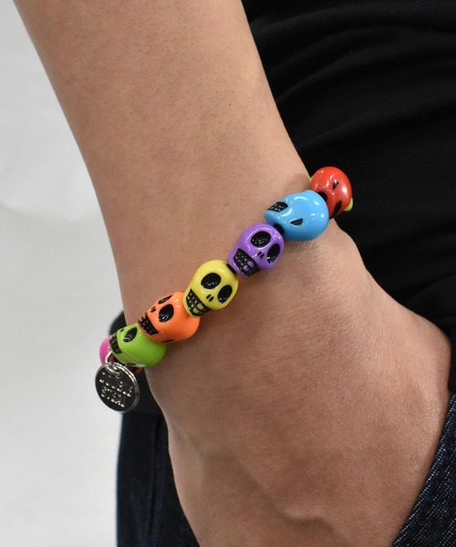 DOUBLE STEAL（ダブルスティール）の「スカルブレスレット（ブレスレット・メンズ・ブラック/オレンジ/レインボー・FREE）」の3枚目の写真