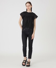 ブルーレーベルクレストブリッジ　エンブロイダリーレース刺繍パンツ BLUE LABEL CRESTBRIDGE（ブルーレーベルクレストブリッジ）の