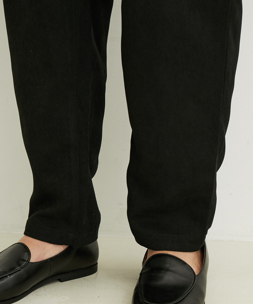 le cercle ADAM ET ROPE'(ルセルクルアダムエロペ)の「【mens】【セットアップ対応】起毛カルゼイージータックパンツ(その他パンツ・メンズ・ベージュ系その他/ブラック/チャコールグレー・L/M)」の13枚目の写真