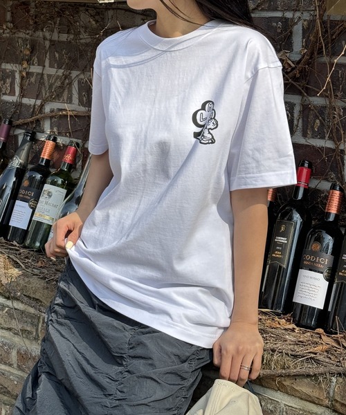 LMCの「【UNISEX】LMC/HUG CLUB T 2114075(Tシャツ/カットソー・メンズ・ホワイト/ブラック・SMALL/MEDIUM/LARGE)」の6枚目の写真