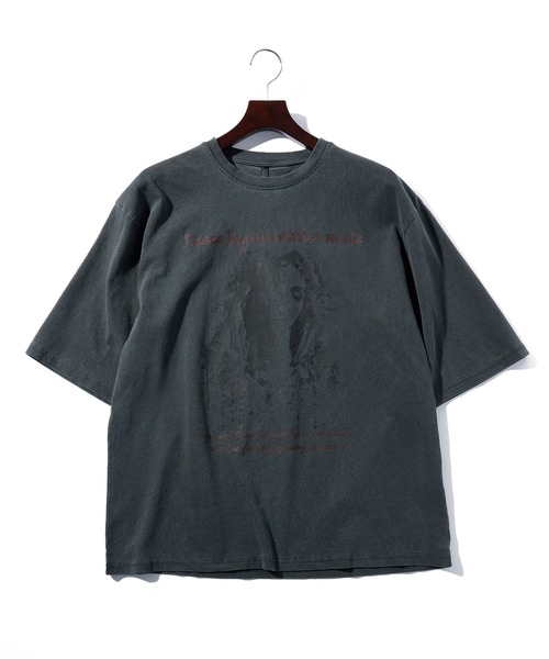 THISIS(ディスイズ)の「オーバーサイズ メンズライク プリント Tシャツ レディース(Tシャツ/カットソー・レディース・ブラウン系その他3/ブラック系その他7/ブラック系その他/ブラック系その他3/ブラック系その他5/ブラウン系その他2/ブラック系その他2/ブラウン系その他/ブラウン系その他5/ブラウン系その他7/ブラック/ブラウン系その他4/ブラウン系その他6/ブラウン系/ブラウン系1/ブラウン系2/ホワイト×ブラック/ブラック系2/ブラウン系3/ブラック系4/ブラック系その他4/ブラック系その他6/ブラック系1/ブラック系3/ブラウン系4/モカ/ブラック系・LARGE/X-LARGE/MEDIUM)」の6枚目の写真