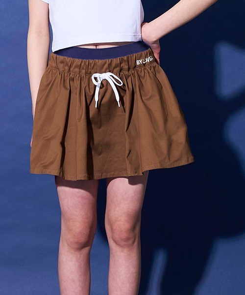 by LOVEiT(バイラビット)の「インパンつきミニスカパン(スカート・キッズ・ネイビー/ブラウン/オフホワイト・130cm/120cm/150cm/140cm/160cm)」の3枚目の写真