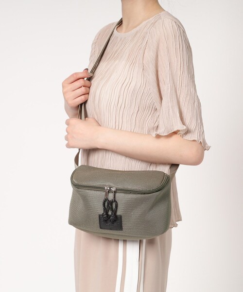 Ober Tashe（オーバータッシェ）の「ホースメッシュボディバッグ（ボディバッグ/ウエストポーチ・レディース・ブラック/グレー/ブラウン系/パープル系・FREE）」の15枚目の写真