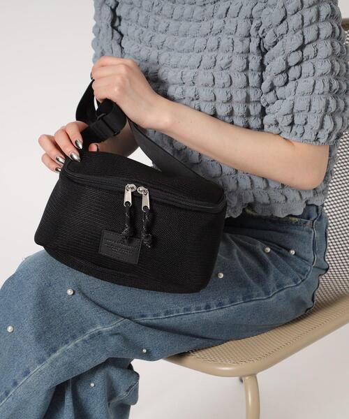 Ober Tashe（オーバータッシェ）の「ホースメッシュボディバッグ（ボディバッグ/ウエストポーチ・レディース・ブラック/グレー/ブラウン系/パープル系・FREE）」の2枚目の写真