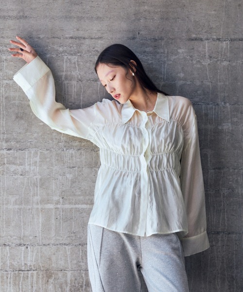 VACANCY(ヴァカンシー)の「シャーリングシアーシャツ(シャツ/ブラウス・レディース・イエロー/ブルー・FREE)」の18枚目の写真