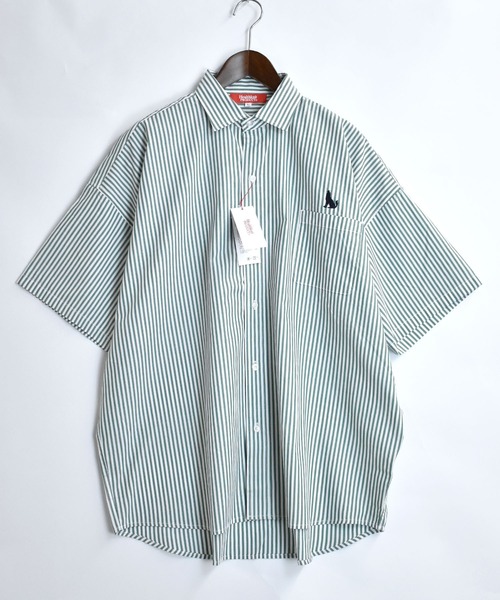 Healthknit Product(ヘルスニットプロダクト)の「別注【Healthknit Product】one point stitch broadcloth shirt/ワンポイント刺繍 ブロードクロス レギュラーカラー 半袖シャツ 無地/ストライプ(シャツ/ブラウス・メンズ・ブラック/グレイッシュブルー/ブラック系その他/ホワイト/グリーン/ホワイト系その他/ブルー系その他/グリーン系その他/グレー/イエロー・M/L/XL)」の7枚目の写真