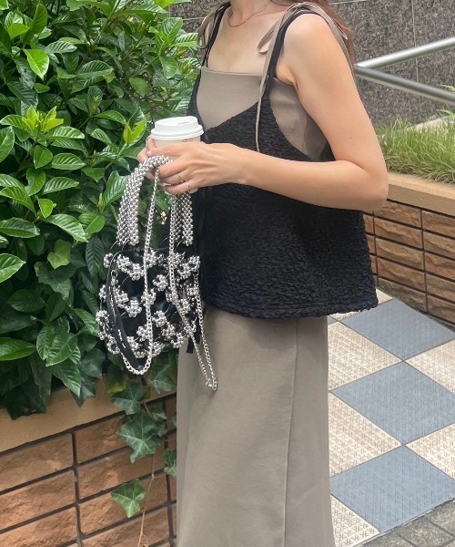 y/m(イム)の「シャーリングビスチェノースリトップスSET(ベスト・レディース・ブラック/アイボリー・FREE)」の4枚目の写真