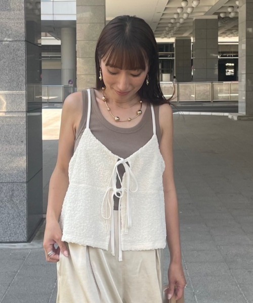 y/m(イム)の「シャーリングビスチェノースリトップスSET(ベスト・レディース・ブラック/アイボリー・FREE)」の19枚目の写真