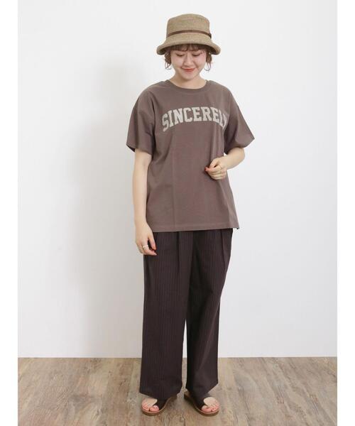 Samansa Mos2（サマンサ モスモス）の「【UVカット】ロゴプリントTシャツ（Tシャツ/カットソー・レディース・キナリ/オフホワイト/チャコールグレー/ブラウン・F）」の9枚目の写真