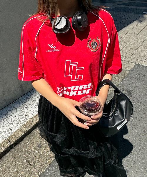 CIAOPANIC(チャオパニック)の「【ユニセックス】パイピングゲームTEE(Tシャツ/カットソー・レディース・ネイビー/ホワイト/レッド/ブラック・FREE)」の4枚目の写真