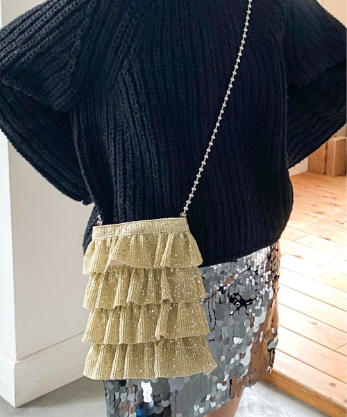 Casselini(キャセリーニ)の「Casselini(キャセリーニ)キラキラプリーツフリルポシェット(ショルダーバッグ・レディース・シルバー/ゴールド/ブラック/マルチ・FREE)」の6枚目の写真