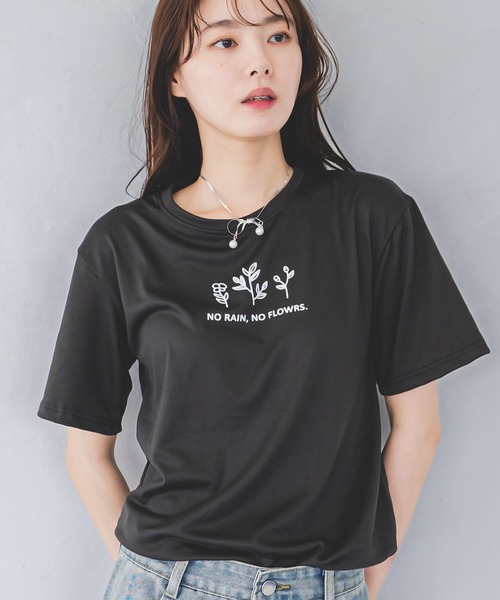 madrepadre(マドレパドレ)の「リーフデザイン 半袖 Tシャツ(Tシャツ/カットソー・レディース・ブラック/ホワイト/ベージュ/オリーブ・FREE)」の5枚目の写真