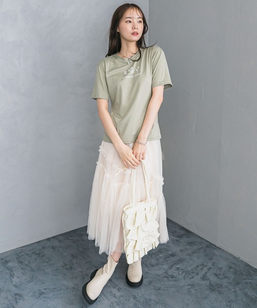 madrepadre(マドレパドレ)の「リーフデザイン 半袖 Tシャツ(Tシャツ/カットソー・レディース・ブラック/ホワイト/ベージュ/オリーブ・FREE)」の14枚目の写真